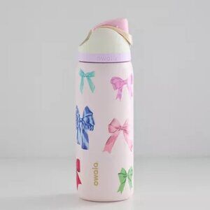 Owala UO Exclusive Free Sip 32 oz‎ Girlhood Water Bottle NEW WITH TAG